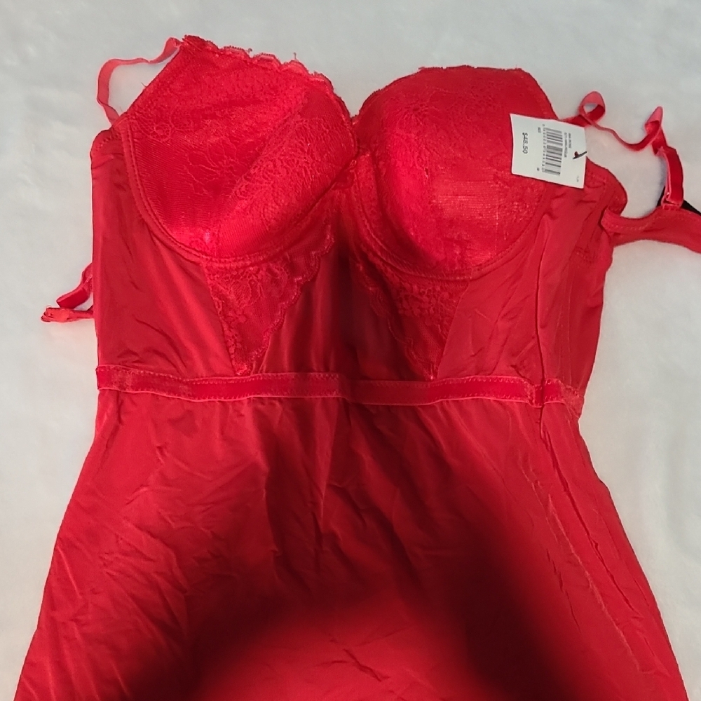 Elegant Red Lace Chemise